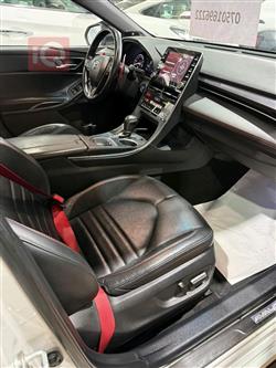 تويوتا أفالون